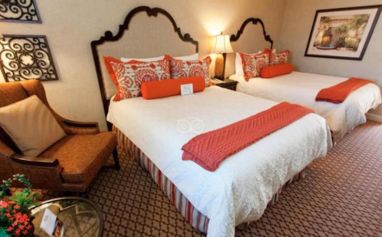 Casa Munras Garden Hotel & Spa Monterey Exterior photo